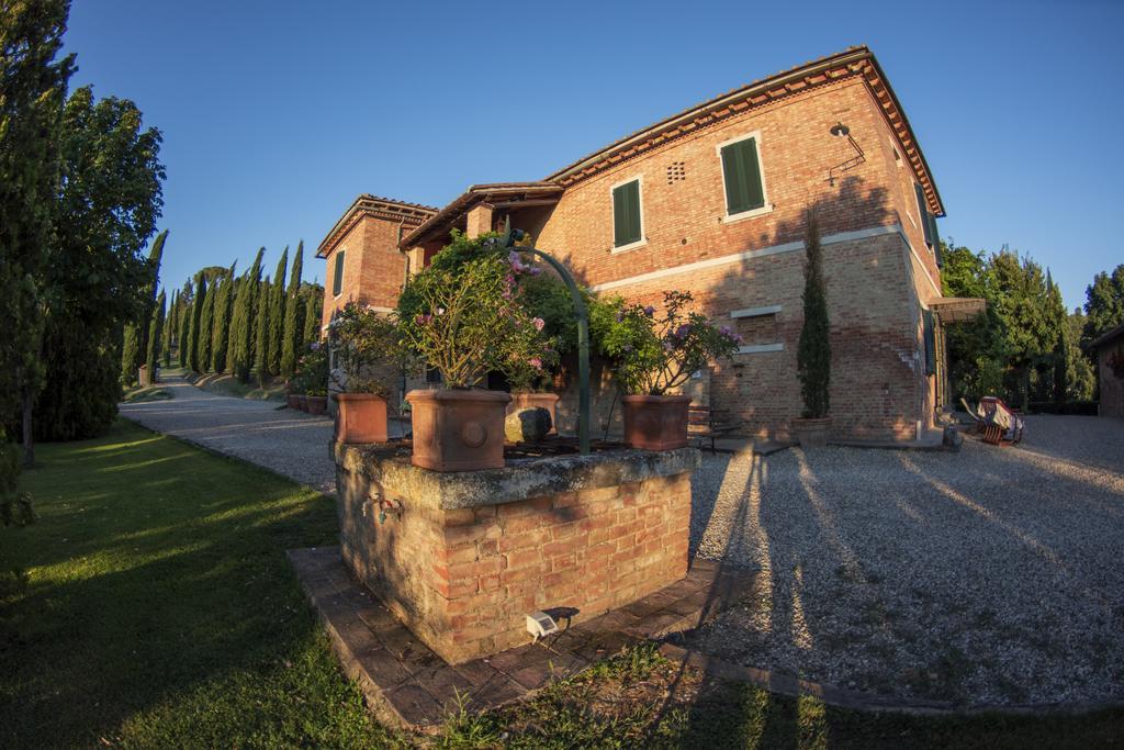 Agriturismo Sant'Alfredo Monteroni dʼArbia Exterior foto